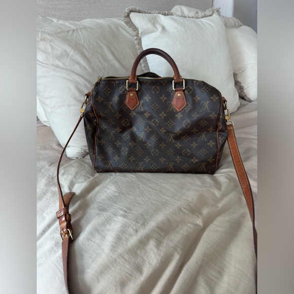 Louis Vuitton Speedy with Strap 👠 - Picture 2 of 10